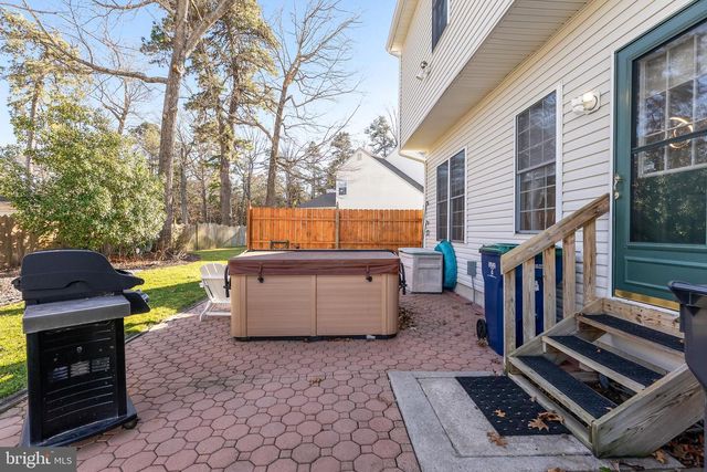 58 IRVING CT, Mays Landing, NJ 08330