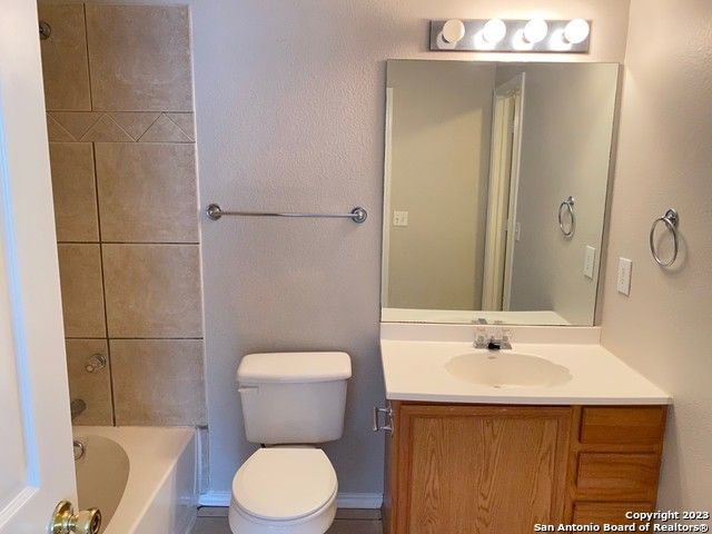 3008 PINE VALLEY DR, New Braunfels, TX 78130