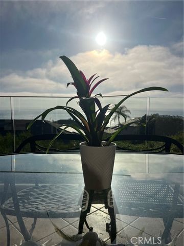 34 Blue Lagoon, Laguna Beach, CA 92651