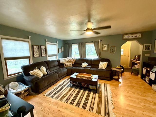 4512 18th Avenue, Rock Island, IL 61201