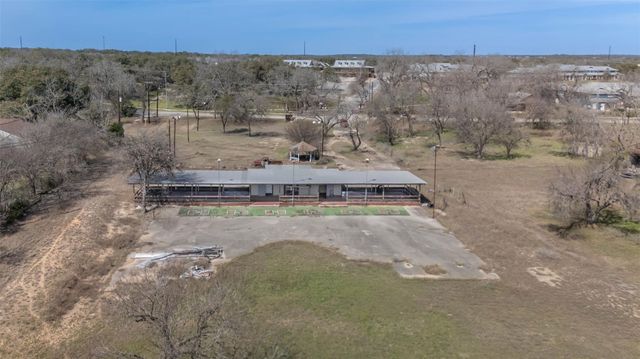 1563 Gruene RD, New Braunfels, TX 78130
