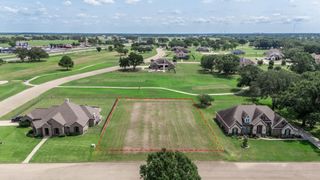 120 Lawrence Marshall Drive, Hempstead, TX 77445