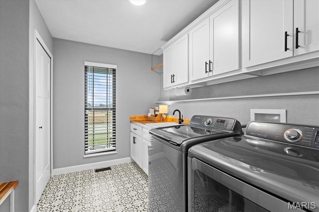 501 Master Court, Shiloh, IL 62221