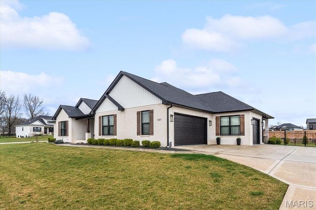 501 Master Court, Shiloh, IL 62221