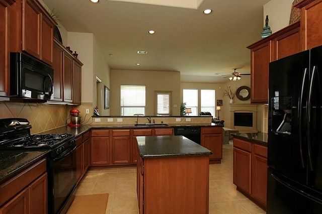 18907 Cove Pointe Dr Drive, Cypress, TX 77433