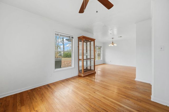 114 Taft Avenue, Cleveland, TX 77327