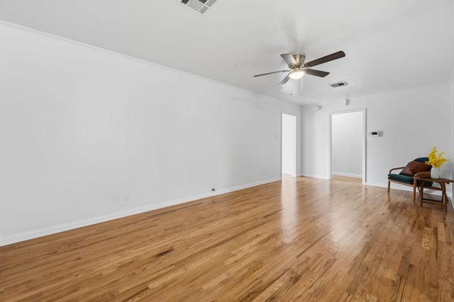 114 Taft Avenue, Cleveland, TX 77327