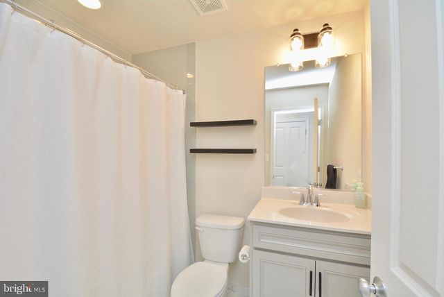 22305 BROADWAY AVE, Clarksburg, MD 20871