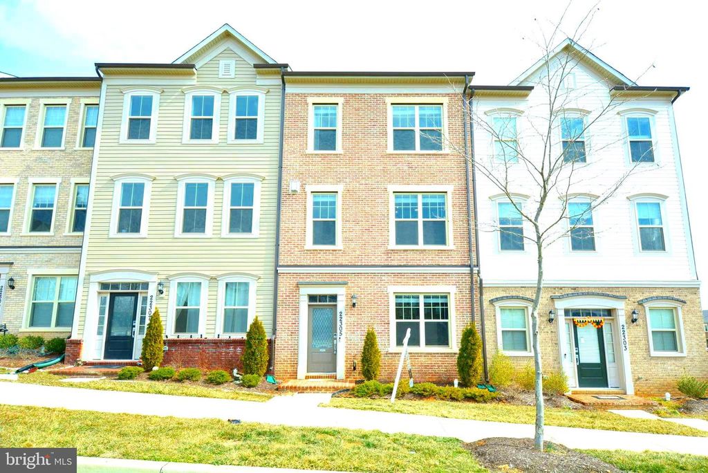 22305 BROADWAY AVE, Clarksburg, MD 20871