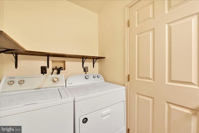 164 LINDA TER, Ephrata, PA 17522