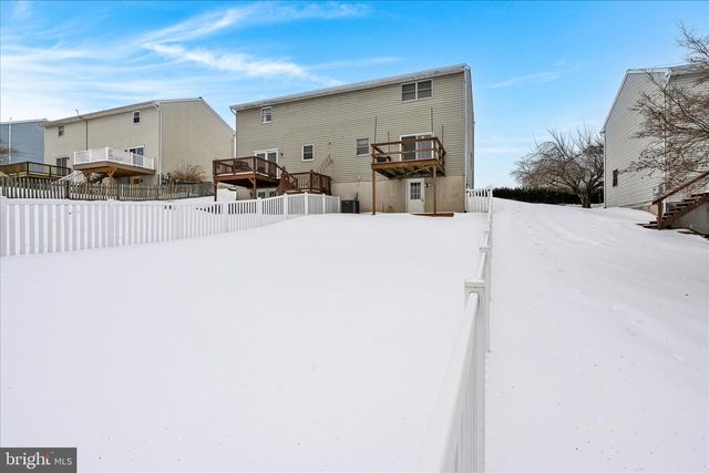 164 LINDA TER, Ephrata, PA 17522