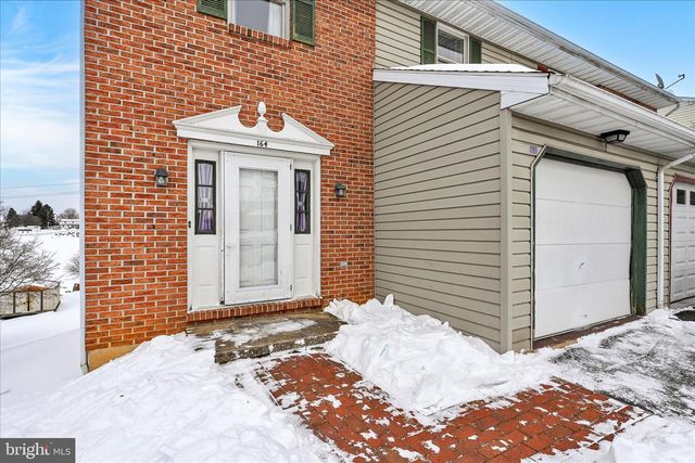 164 LINDA TER, Ephrata, PA 17522