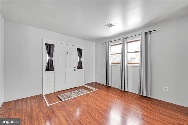 164 LINDA TER, Ephrata, PA 17522