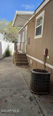 30000 Hasley Canyon Road 31, Castaic, CA 91384