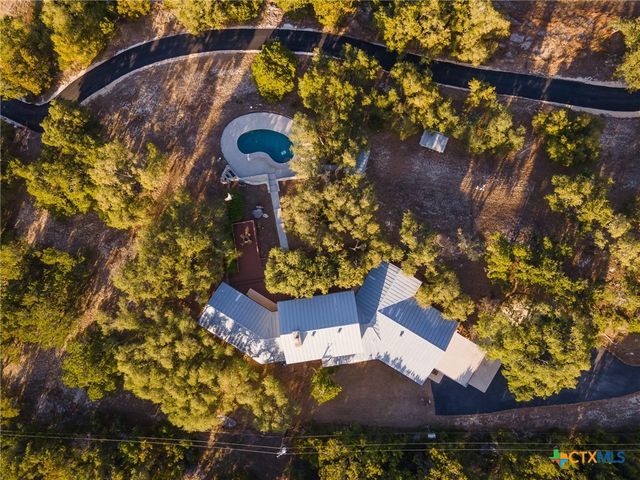 318 Remington Drive, Bergheim, TX 78004