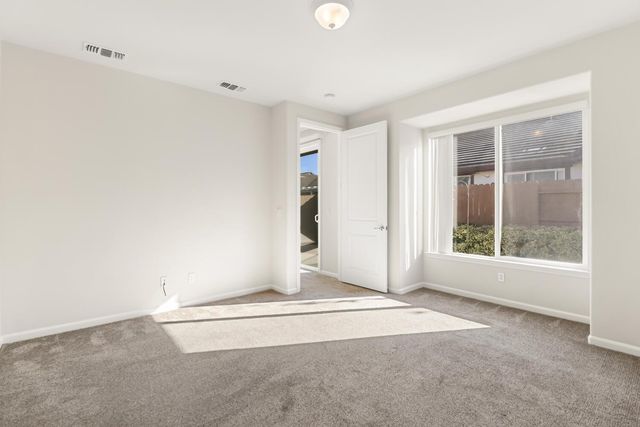 7820 Barnsley Way, Elk Grove, CA 95757