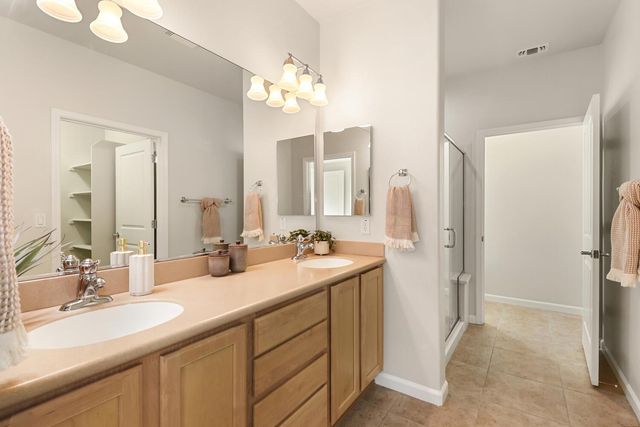 7820 Barnsley Way, Elk Grove, CA 95757