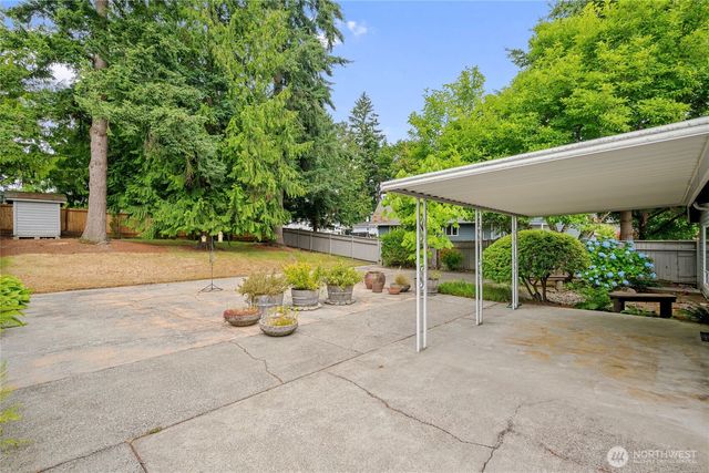 15821 14th Avenue SW, Burien, WA 98166