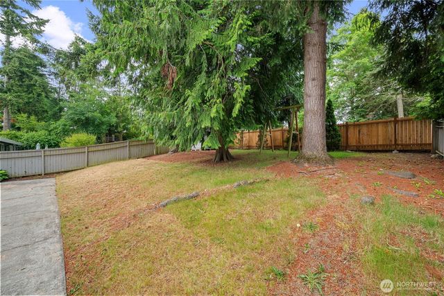 15821 14th Avenue SW, Burien, WA 98166