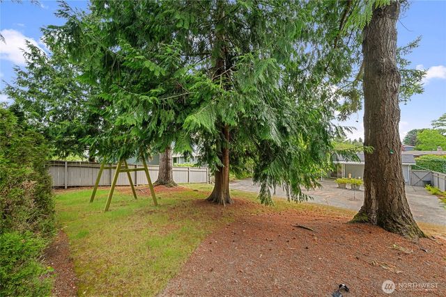 15821 14th Avenue SW, Burien, WA 98166