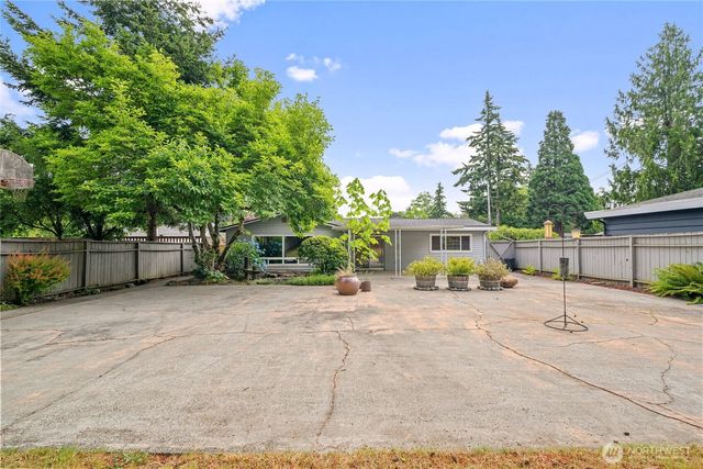 15821 14th Avenue SW, Burien, WA 98166