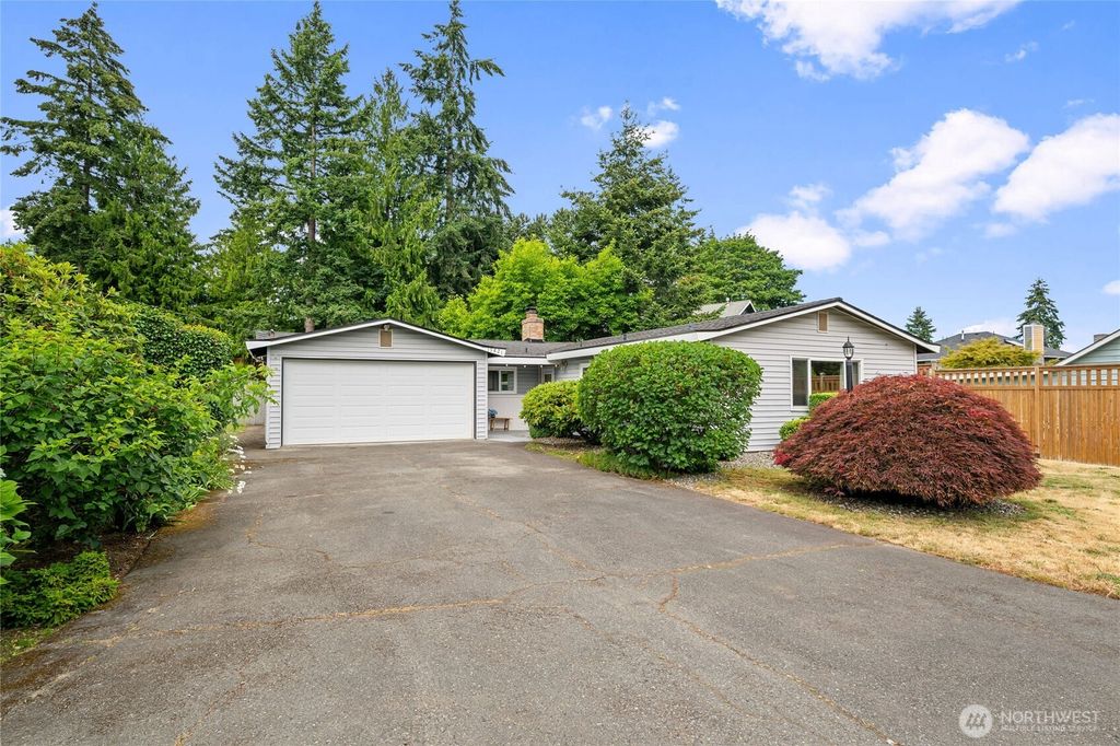 15821 14th Avenue SW, Burien, WA 98166