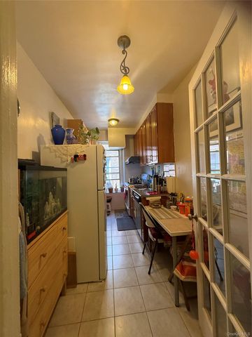 42-22 Ketcham Street 3E, Elmhurst, NY 11373