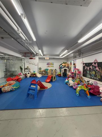 42-22 Ketcham Street 3E, Elmhurst, NY 11373