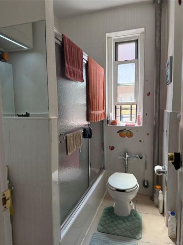42-22 Ketcham Street 3E, Elmhurst, NY 11373