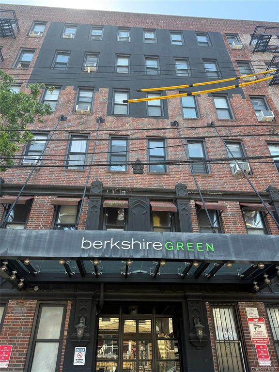 42-22 Ketcham Street 3E, Elmhurst, NY 11373