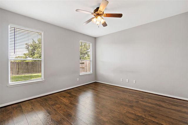 5425 Jefferson Street, Pearland, TX 77584