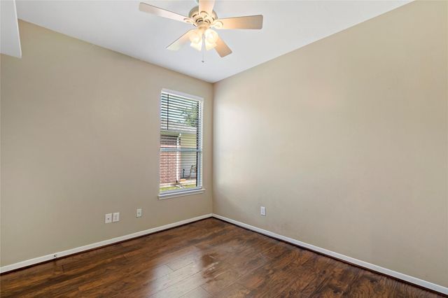 5425 Jefferson Street, Pearland, TX 77584