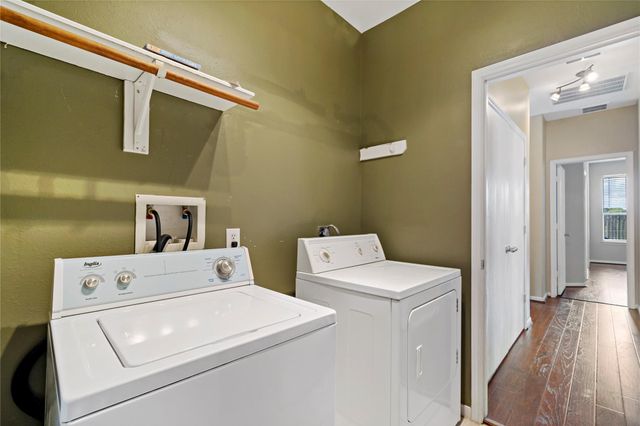 5425 Jefferson Street, Pearland, TX 77584