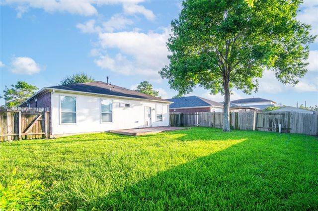 5425 Jefferson Street, Pearland, TX 77584