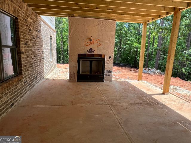 607 Forest Pointe Drive, Forsyth, GA 31029