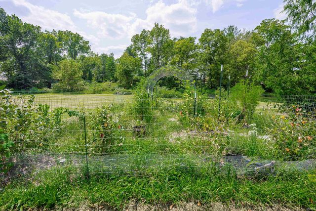 4625 W Gifford Road, Bloomington, IN 47403
