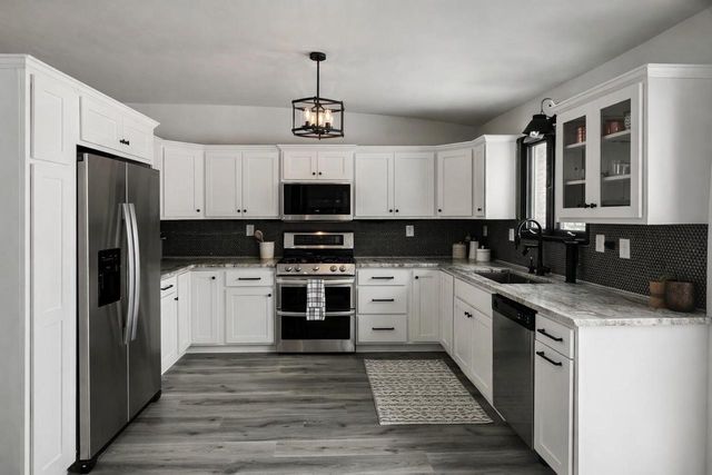 9272 11th AVENUE, Pleasant Prairie, WI 53158