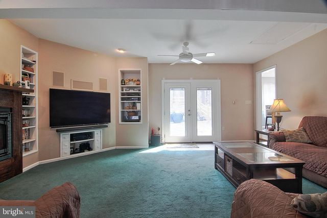 169 HENRY RD, Barto, PA 19504