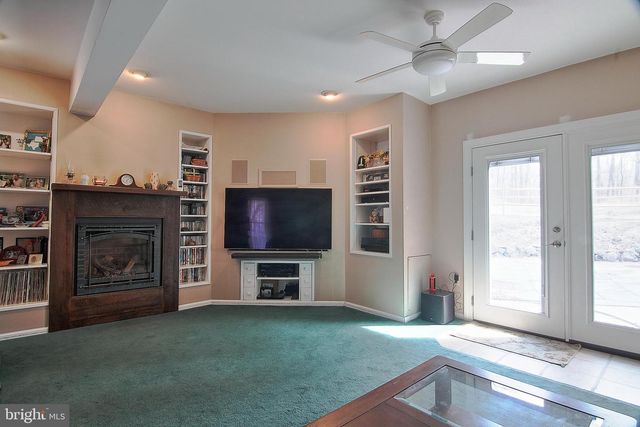 169 HENRY RD, Barto, PA 19504