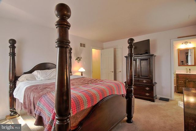 169 HENRY RD, Barto, PA 19504