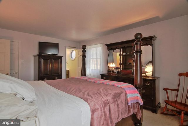 169 HENRY RD, Barto, PA 19504