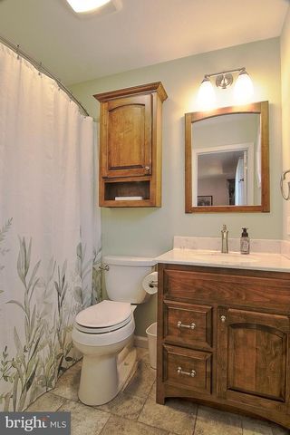 169 HENRY RD, Barto, PA 19504