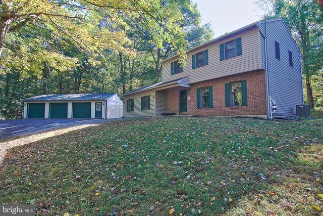 169 HENRY RD, Barto, PA 19504