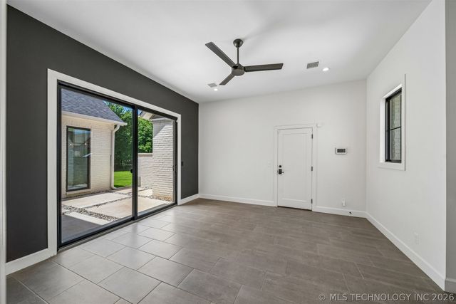 6342 N Blue Sage Drive, Owasso, OK 74055