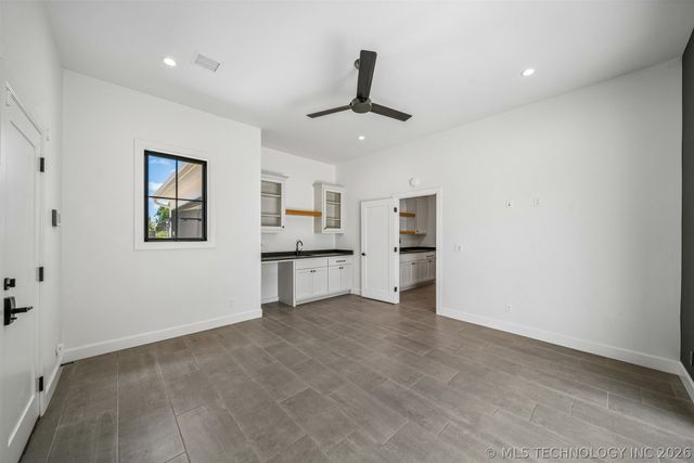6342 N Blue Sage Drive, Owasso, OK 74055