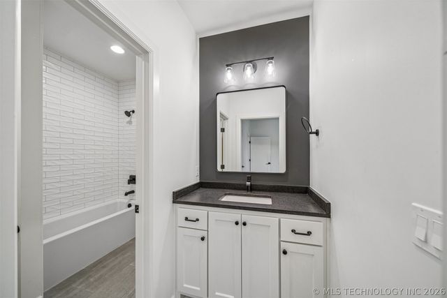 6342 N Blue Sage Drive, Owasso, OK 74055