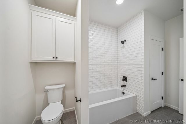 6342 N Blue Sage Drive, Owasso, OK 74055