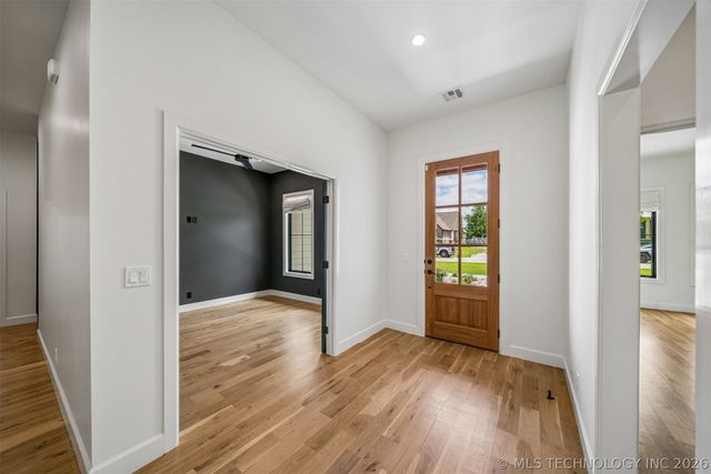 6342 N Blue Sage Drive, Owasso, OK 74055