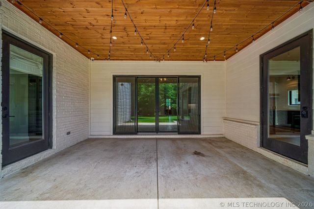 6342 N Blue Sage Drive, Owasso, OK 74055
