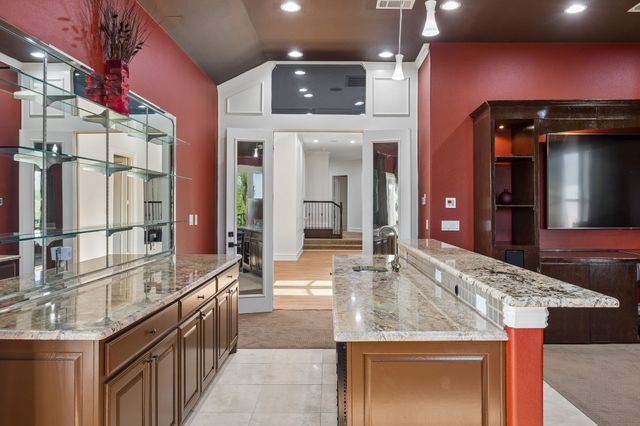 1032 Bentwater Parkway, Grand Prairie, TX 75104